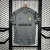 Football Shirt Real Madrid Third 05-06 Retro front