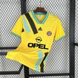 Football Shirt Bayern Munich Away 93-95 Retro front