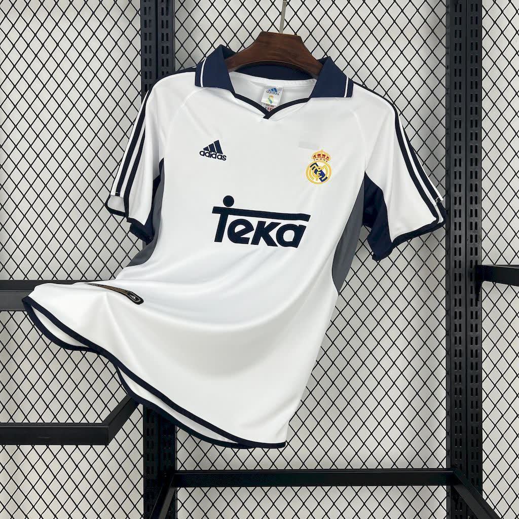Football Shirt Real Madrid Home 00-01 Retro front