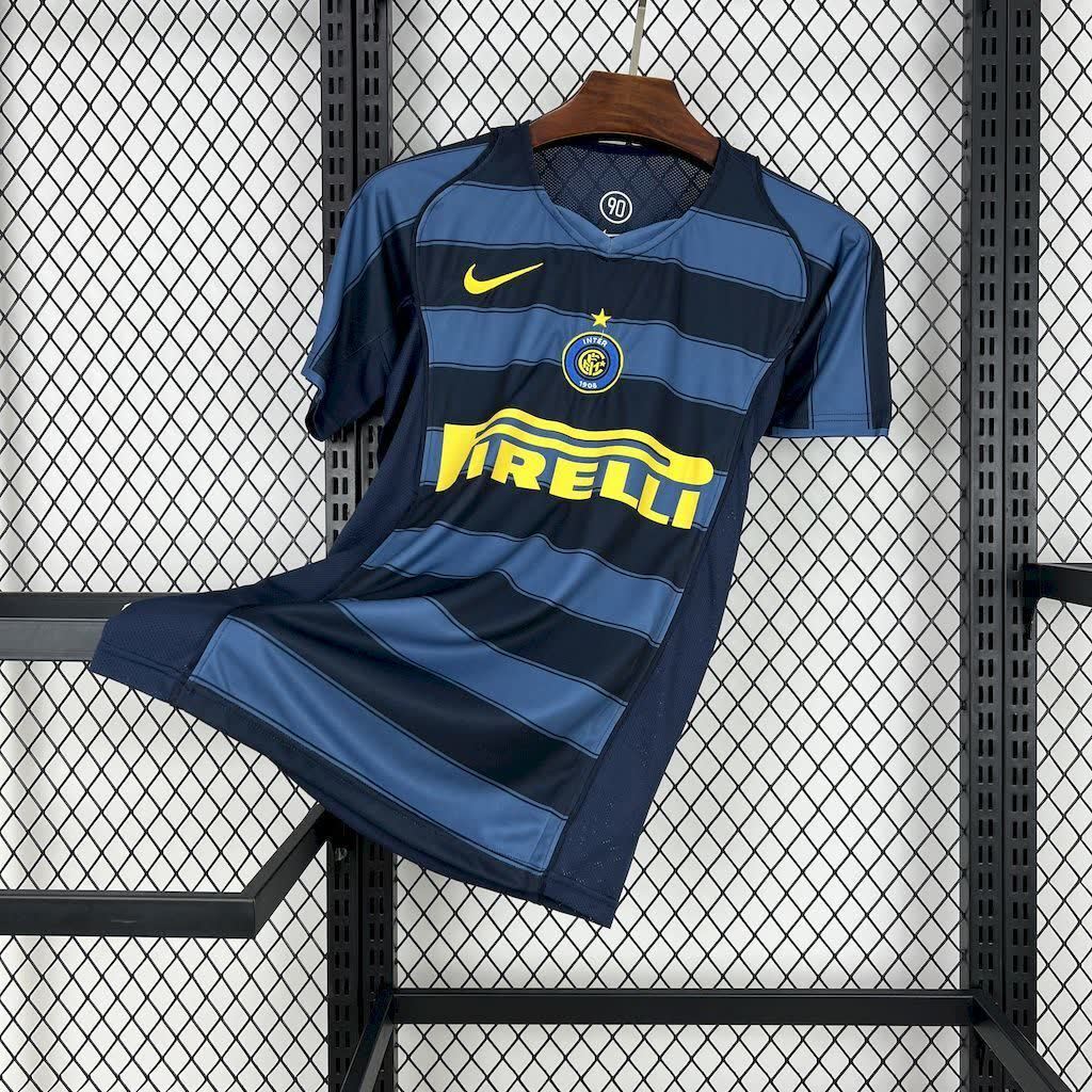 Football Shirt Inter Milan Third 04-05 front