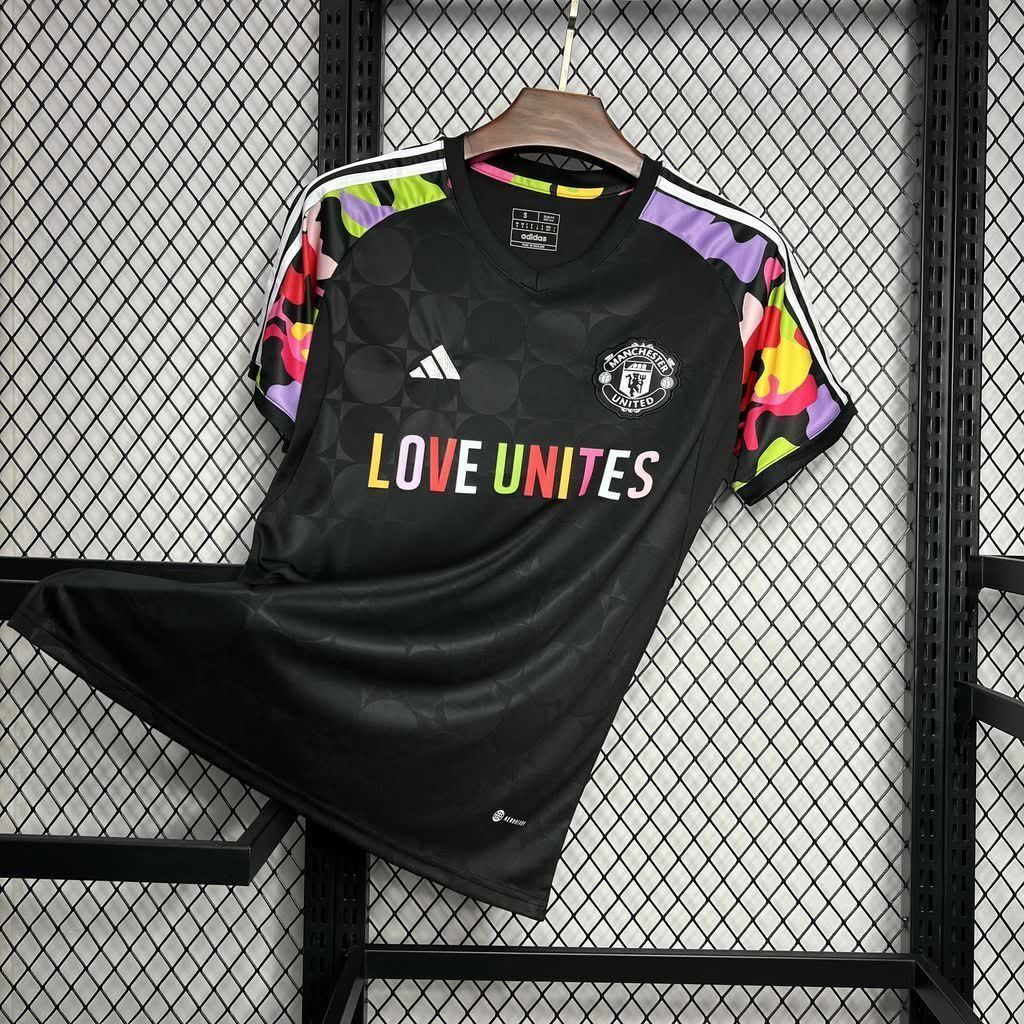 Football Shirt Manchester United Training 25-26 front