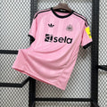 Football Shirt Newcastle United Goalkeeper 25-26 front