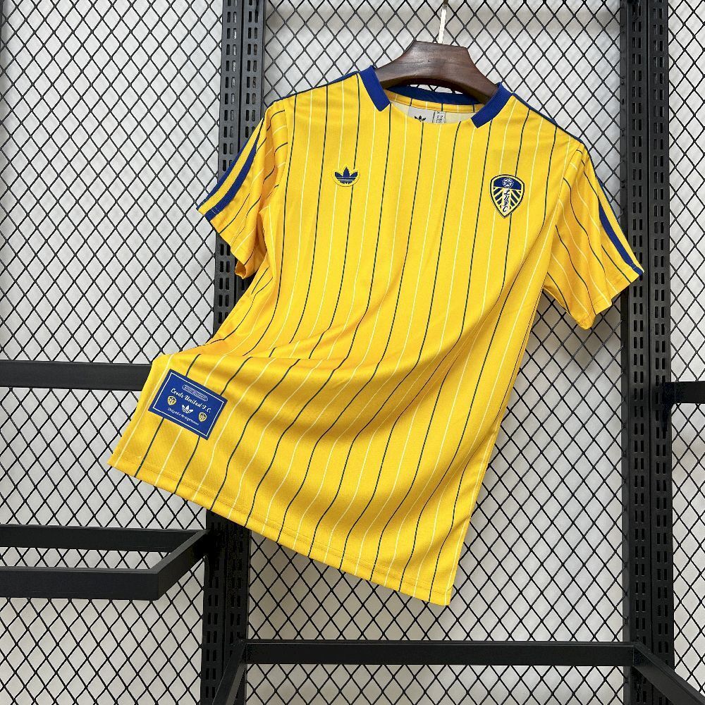 Football Shirt Leeds United Icon 25-26 front
