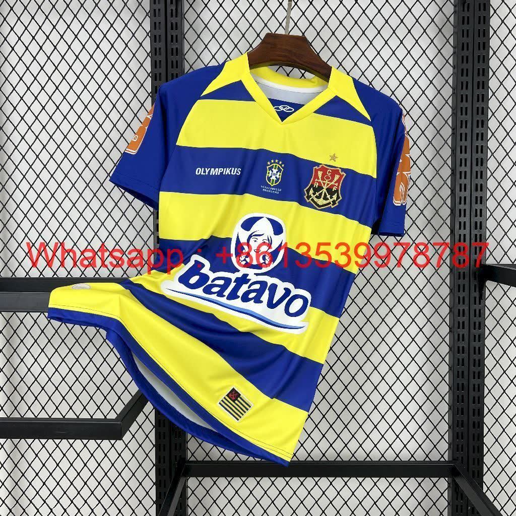 Football Shirt Flamengo Third 10-11 Retro front