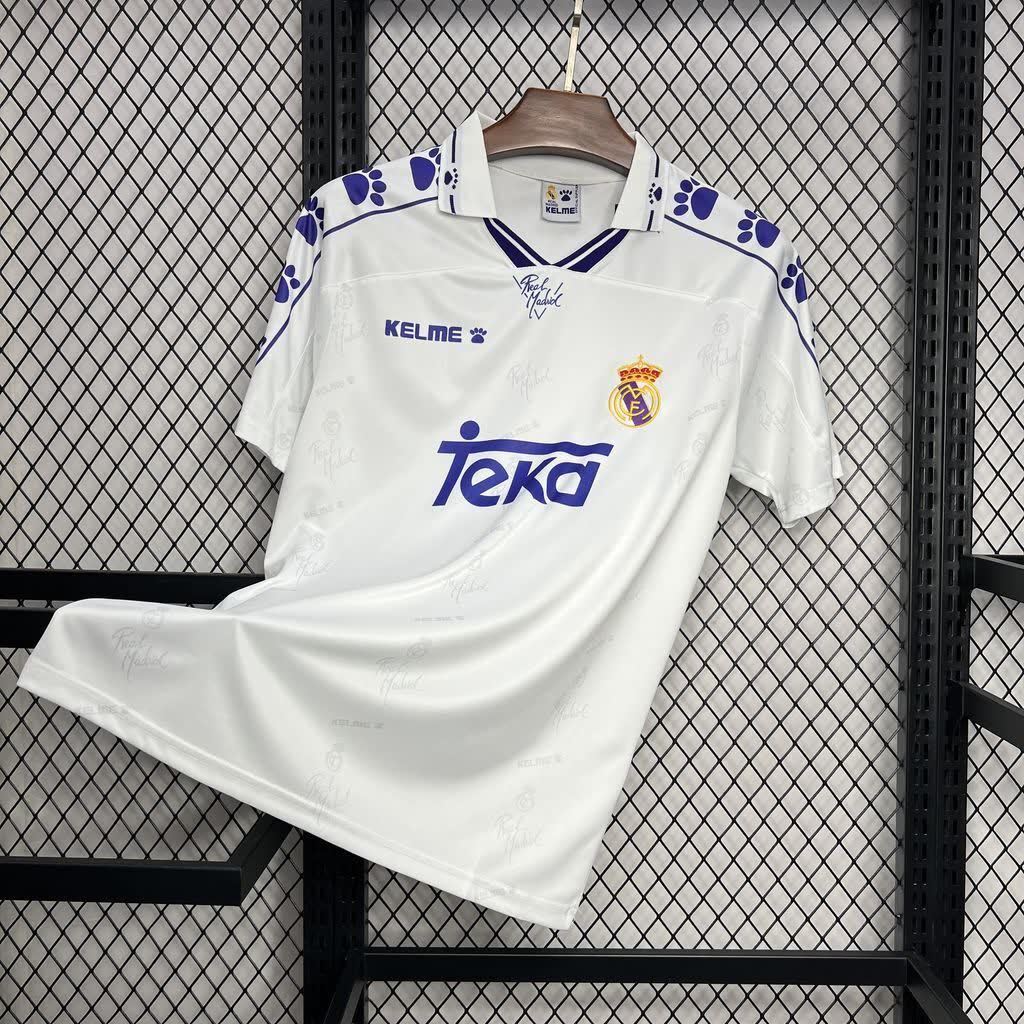 Football Shirt Real Madrid Home 94-96 Retro front