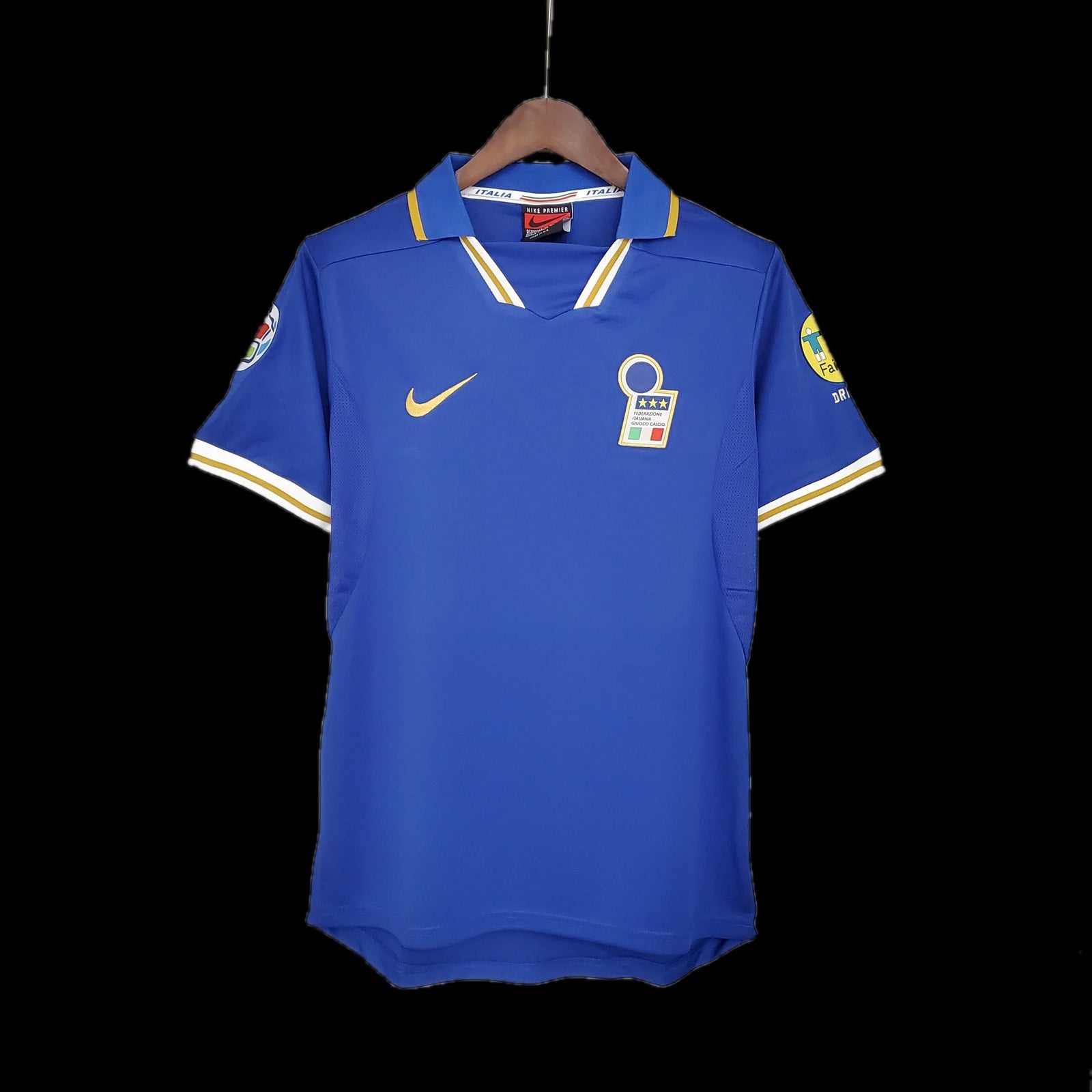 Football Shirt Italy Home 1996 Retro front