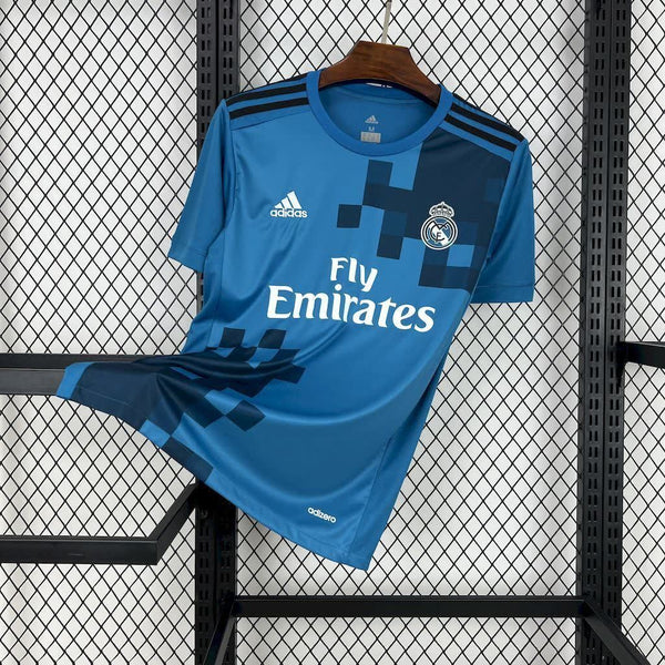 Football Shirt Real Madrid Third 17-18 Retro front