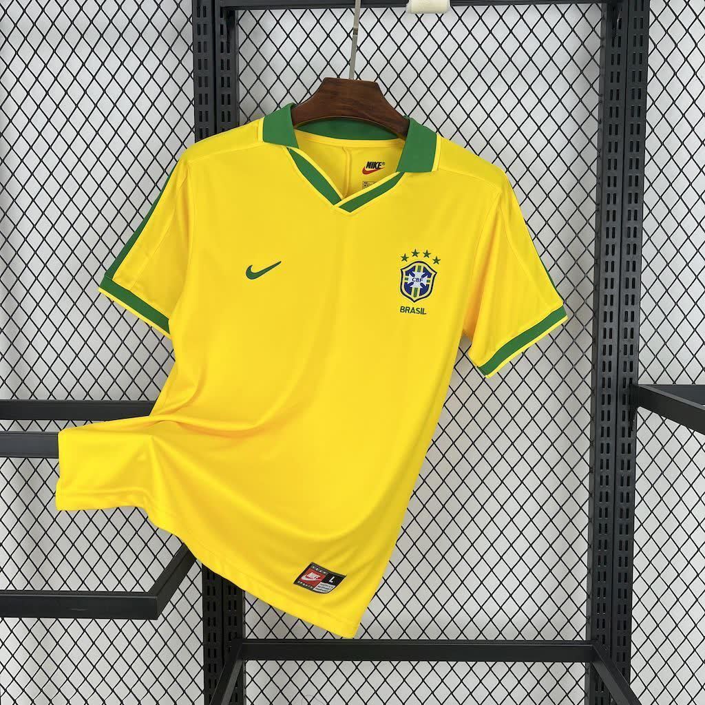 Football Shirt Brazil Home 97-98 Retro front