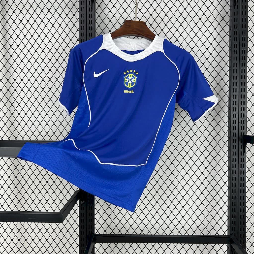 Football Shirt Brazil Away 04-06 Retro front