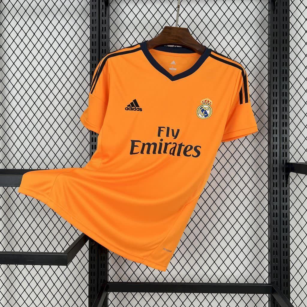 Football Shirt Real Madrid Third 13-14 Retro front