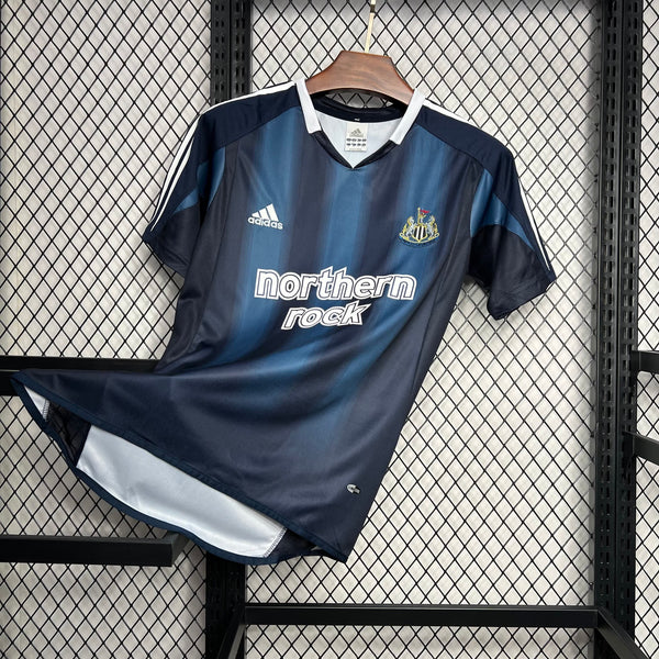 Football Shirt Newcastle United Away 04-05 front