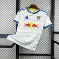 Football Shirt Leeds United Home 26-27 front