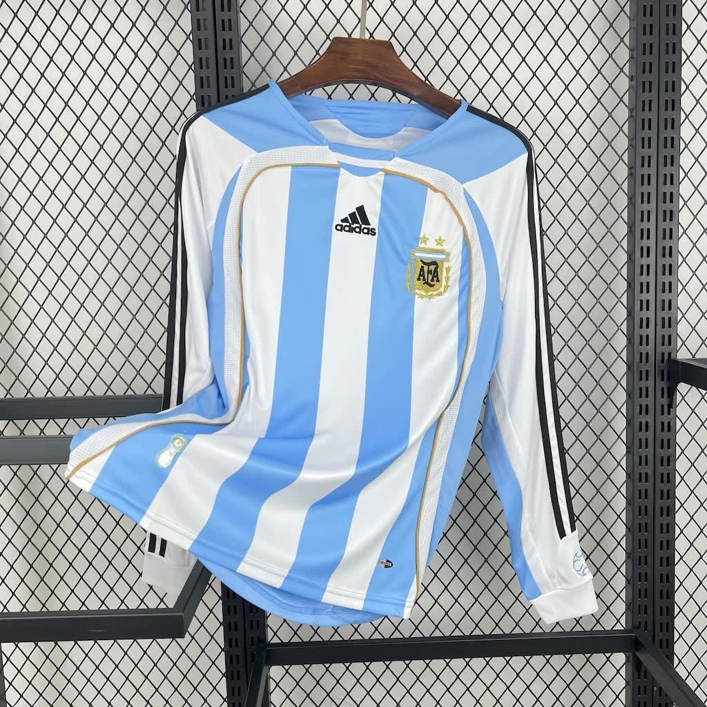 Football Shirt Argentina Home 06-07 Long Sleeves Retro front