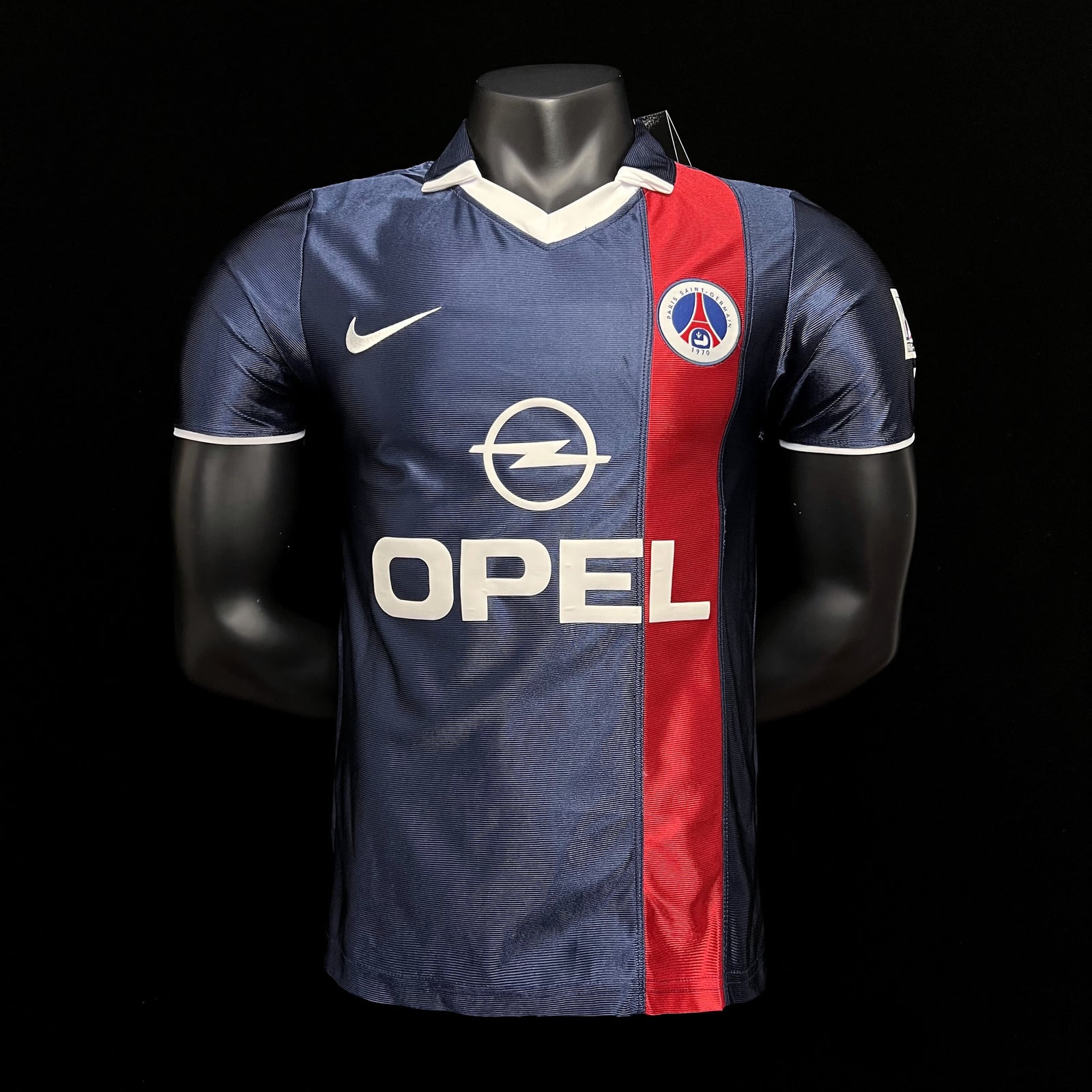 Football Shirt PSG Home 01-02 Retro front