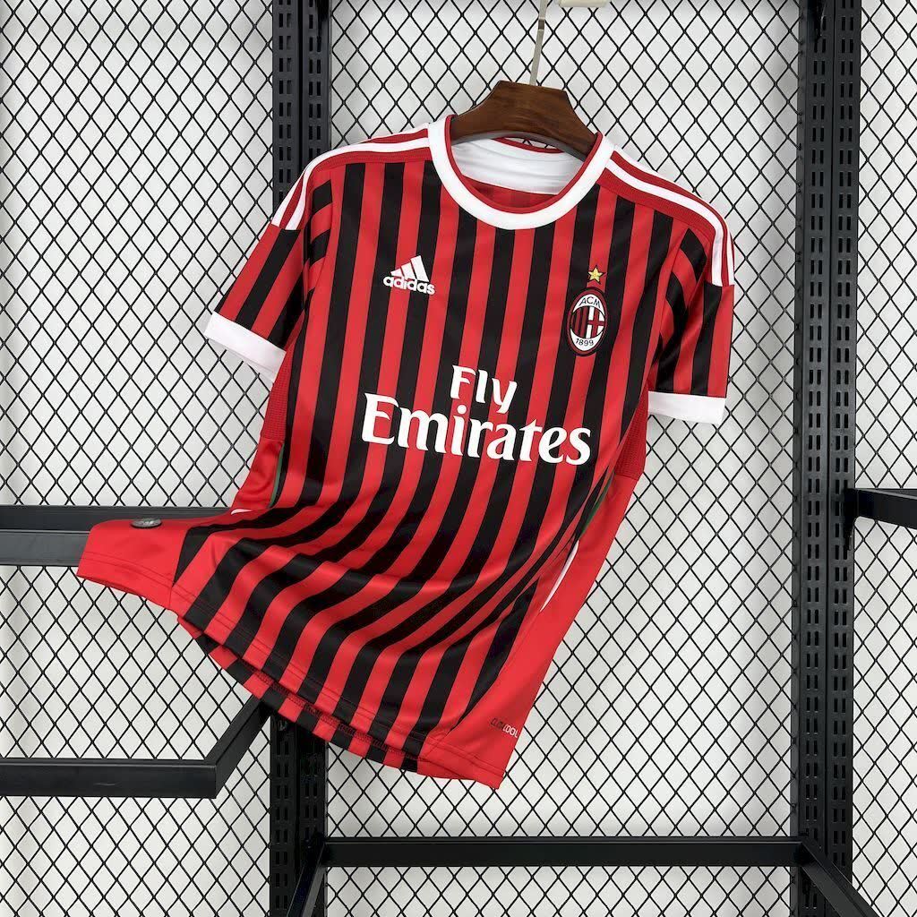 Football Shirt AC Milan Home 11-12 Retro front