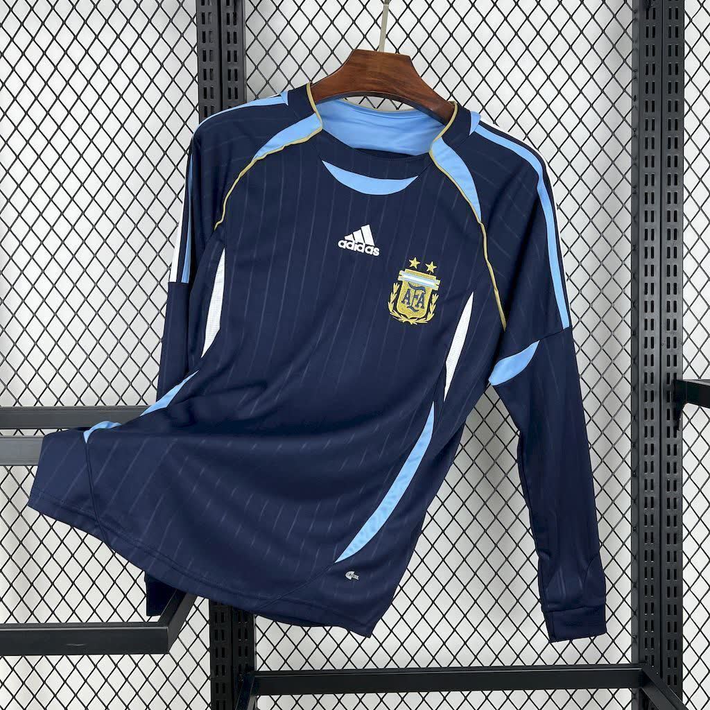 Football Shirt Argentina Away Long Sleeves 06-07 Retro front