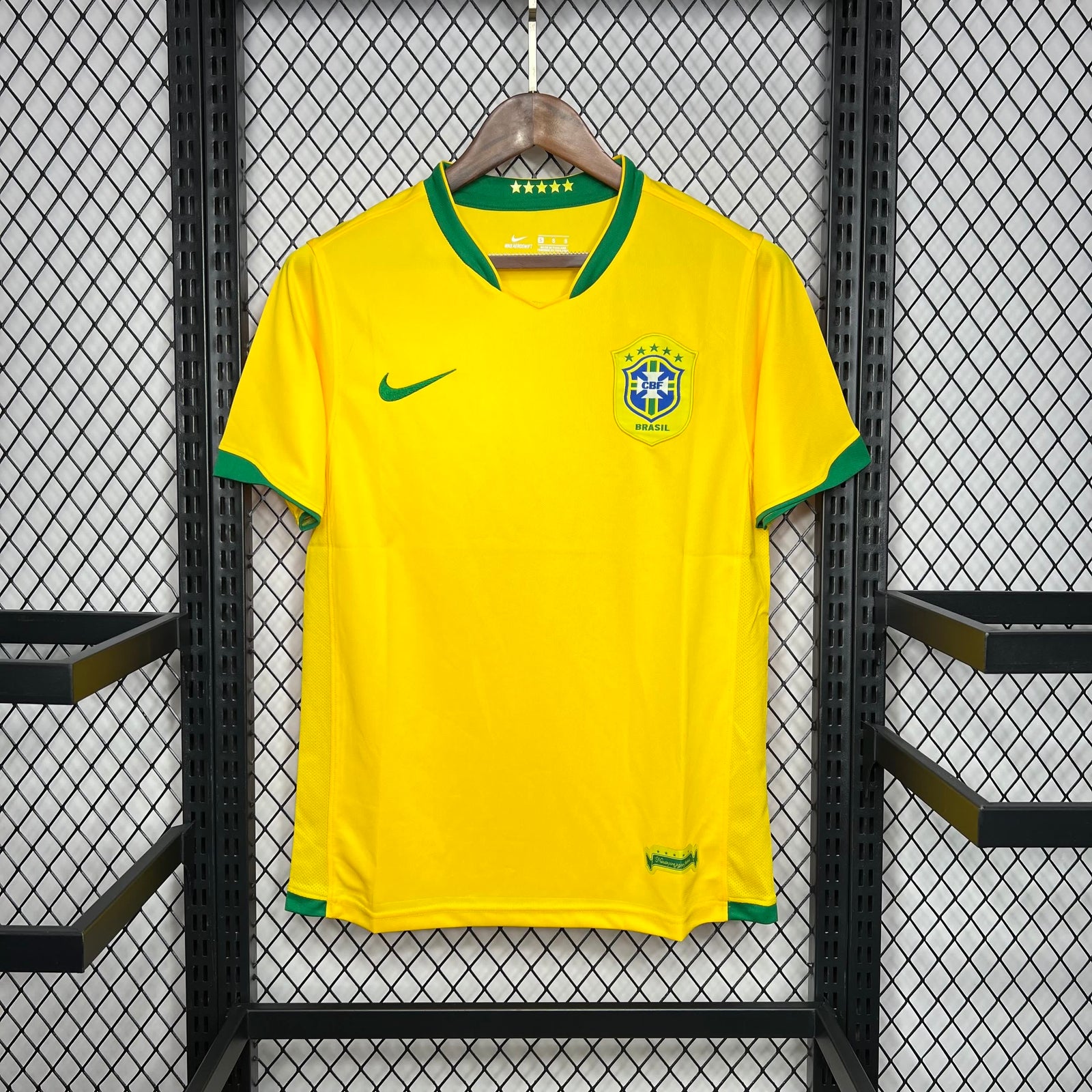 Football Shirt Brazil Home 06-07 Retro front