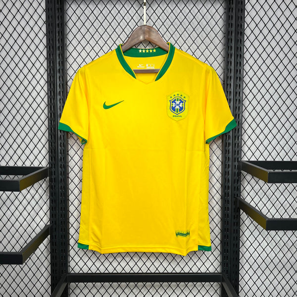 Football Shirt Brazil Home 06-07 Retro front