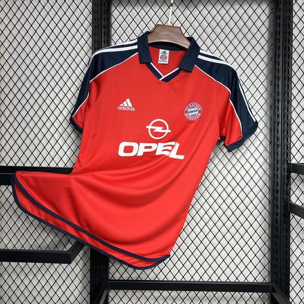 Football Shirt Bayern Munich Home 00-01 Retro front