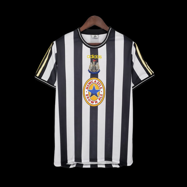 Football Shirt Newcastle United Home 97-99 Retro front
