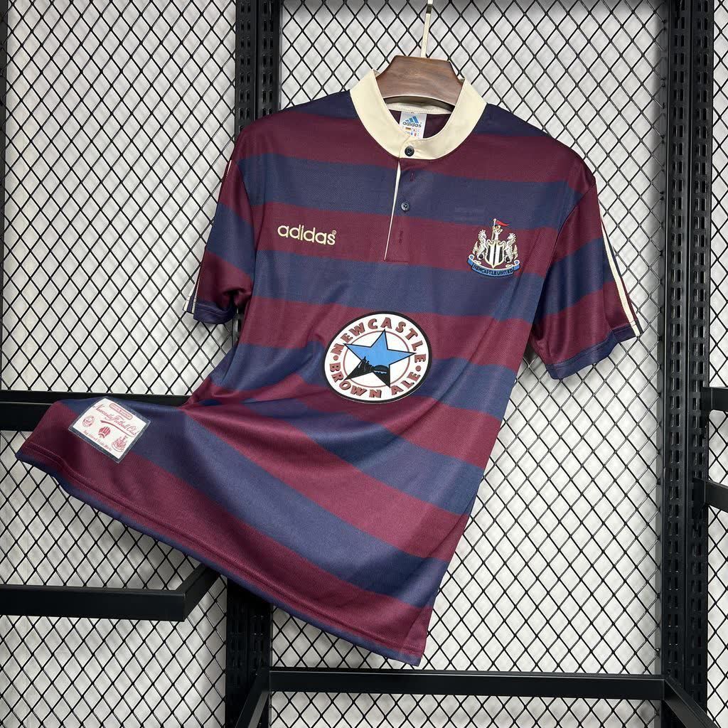 Football Shirt Newcastle United Away 95-96 Retro front