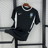 Football Shirt Brazil Goalkeeper 02-03 Retro front