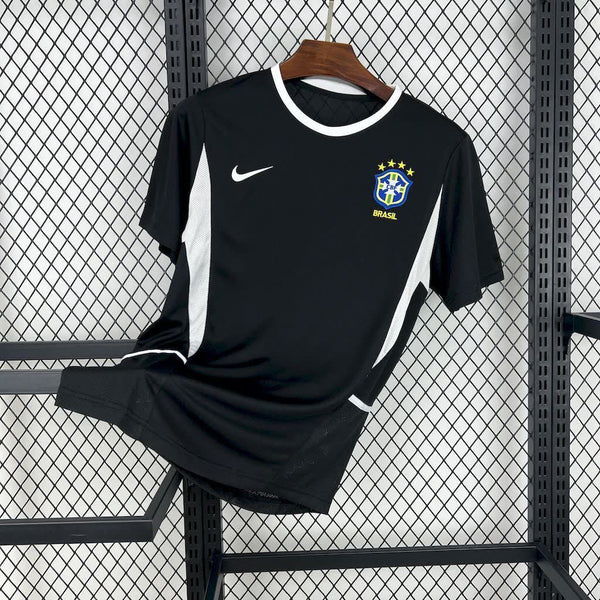 Football Shirt Brazil Goalkeeper 02-03 Retro front
