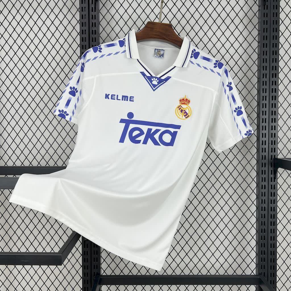 Football Shirt Real Madrid Home 96-97 Retro front