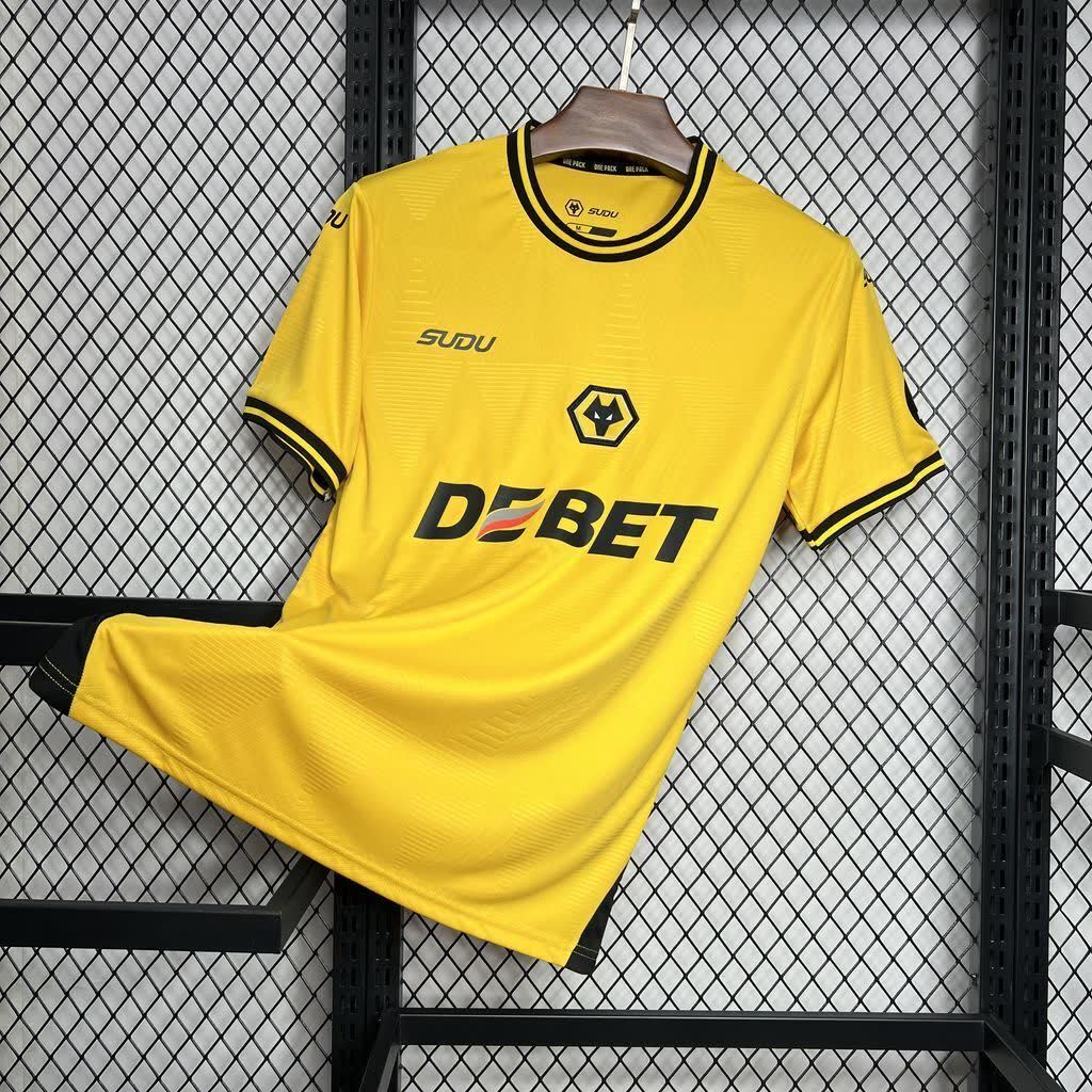 Football Shirt Wolverhampton Wanderers Home 24-25 front