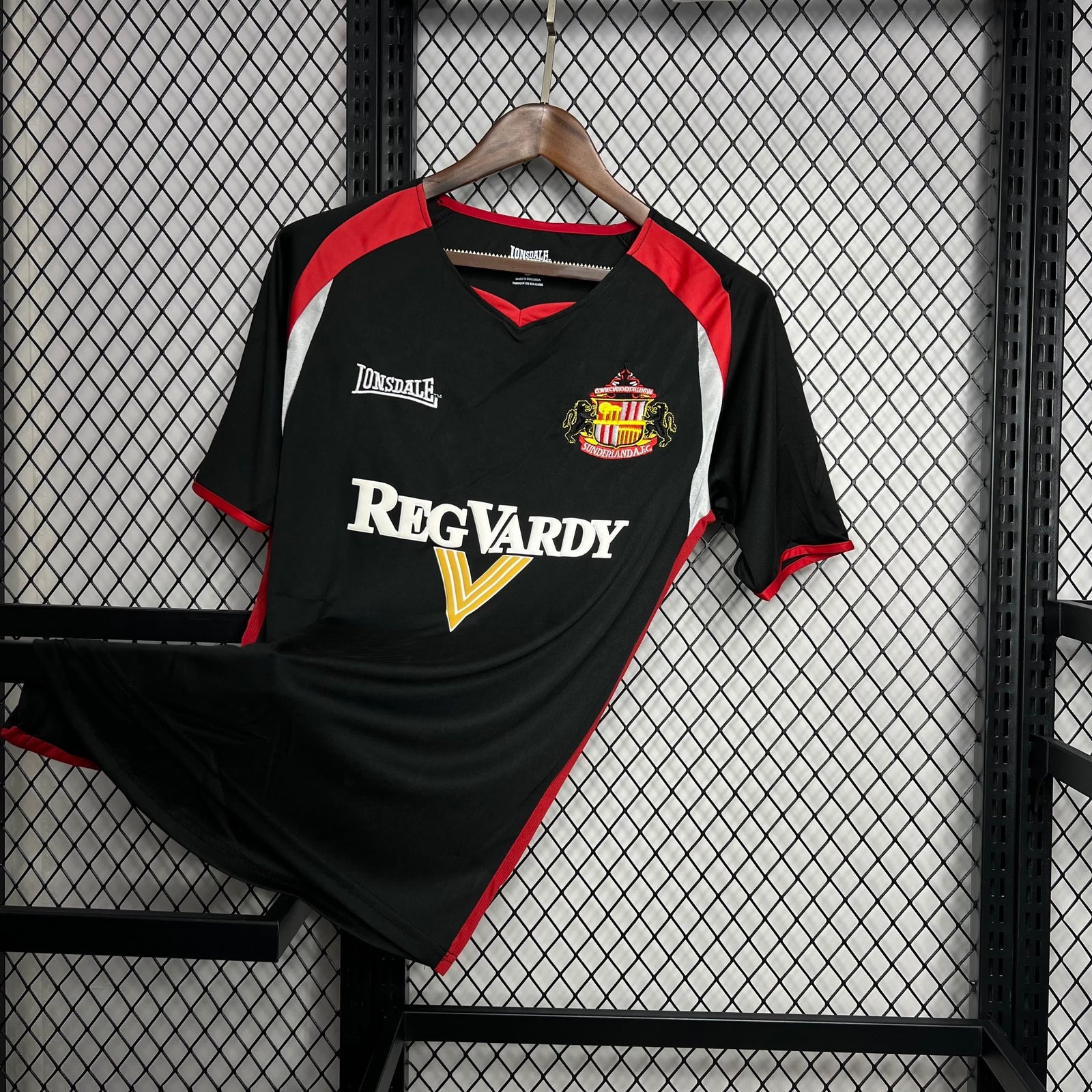 Football Shirt Sunderland Away 05-06 Retro front