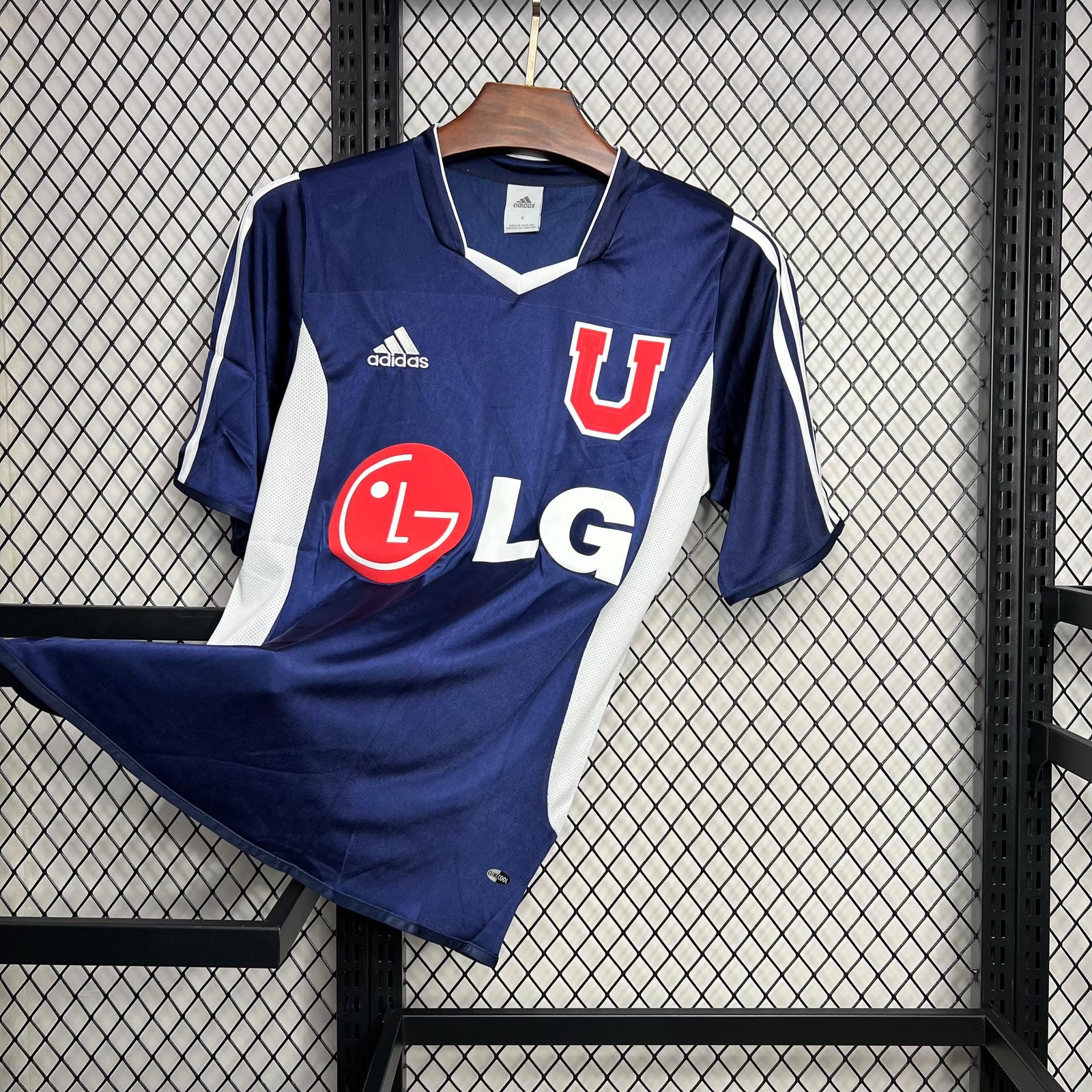 Football Shirt Universidad De Chile Home 25-26 Retro front