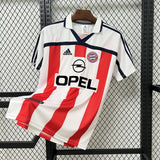 Football Shirt Bayern Munich Away 00-01 Retro front