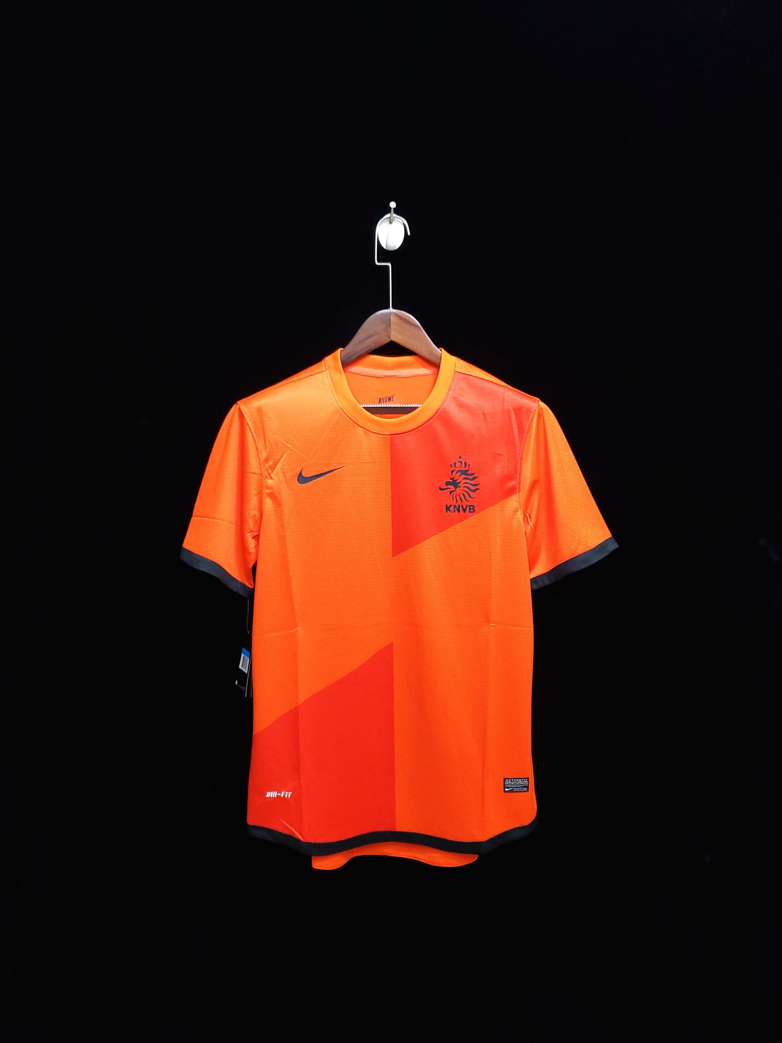 Football Shirt Netherlands Home 25-26 Retro front