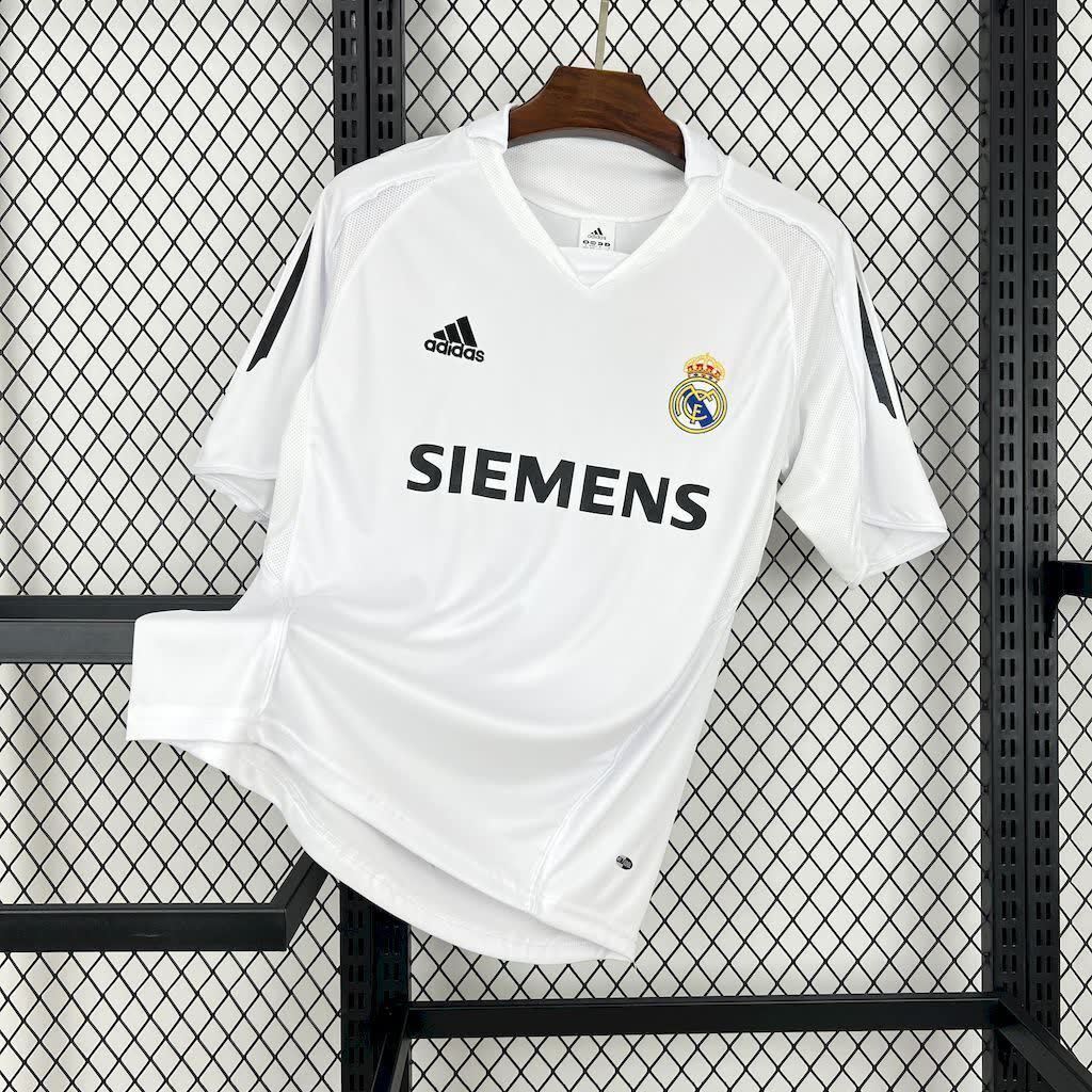 Football Shirt Real Madrid Home 05-06 Retro front