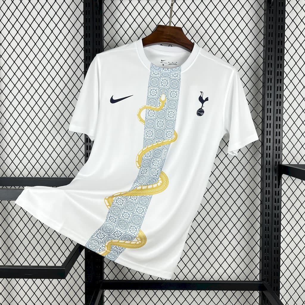 Football Shirt Tottenham Hotspur White Gold Snake Edition 25-26 front