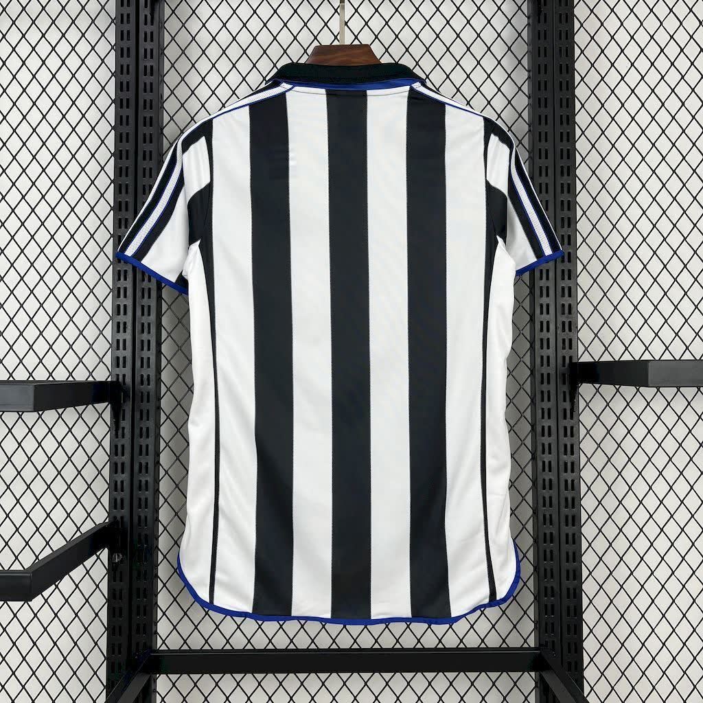 Football Shirt Newcastle United Home 99-00 Retro back