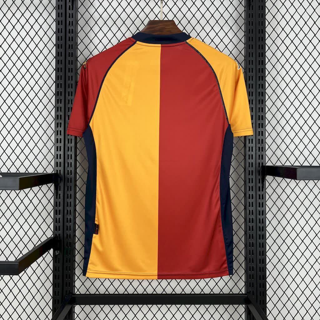 Football Shirt AS Roma Home 01-02 Retro back
