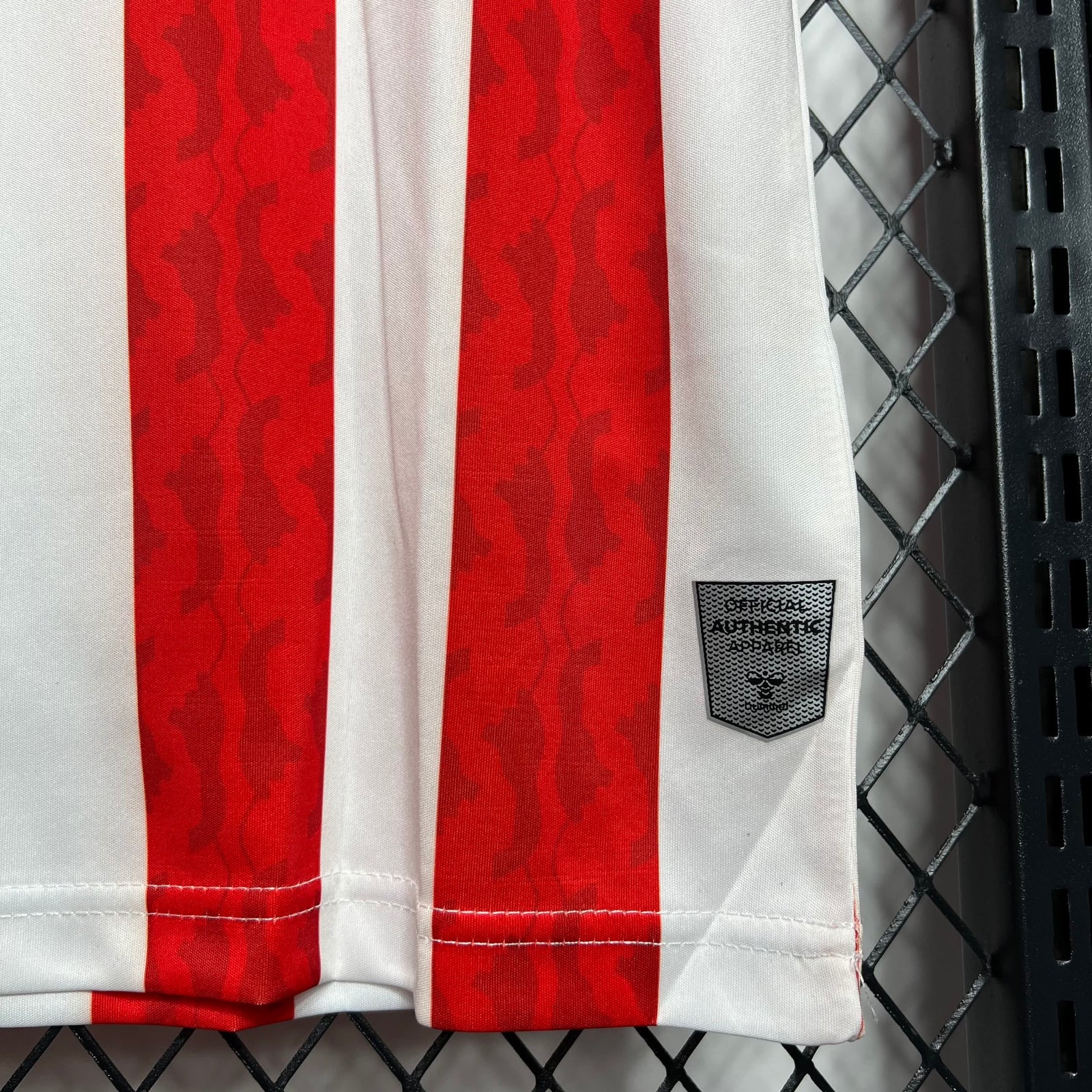 Football Shirt Sunderland Home 24-25 extra 1