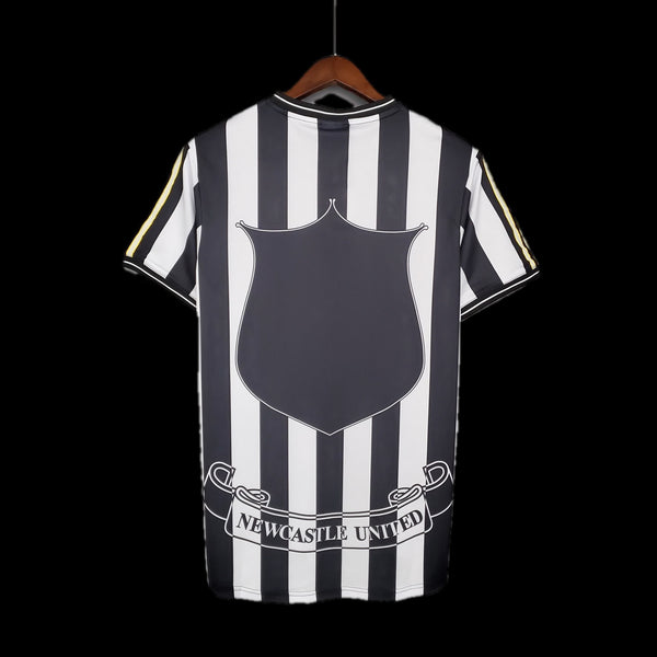 Football Shirt Newcastle United Home 97-99 Retro back