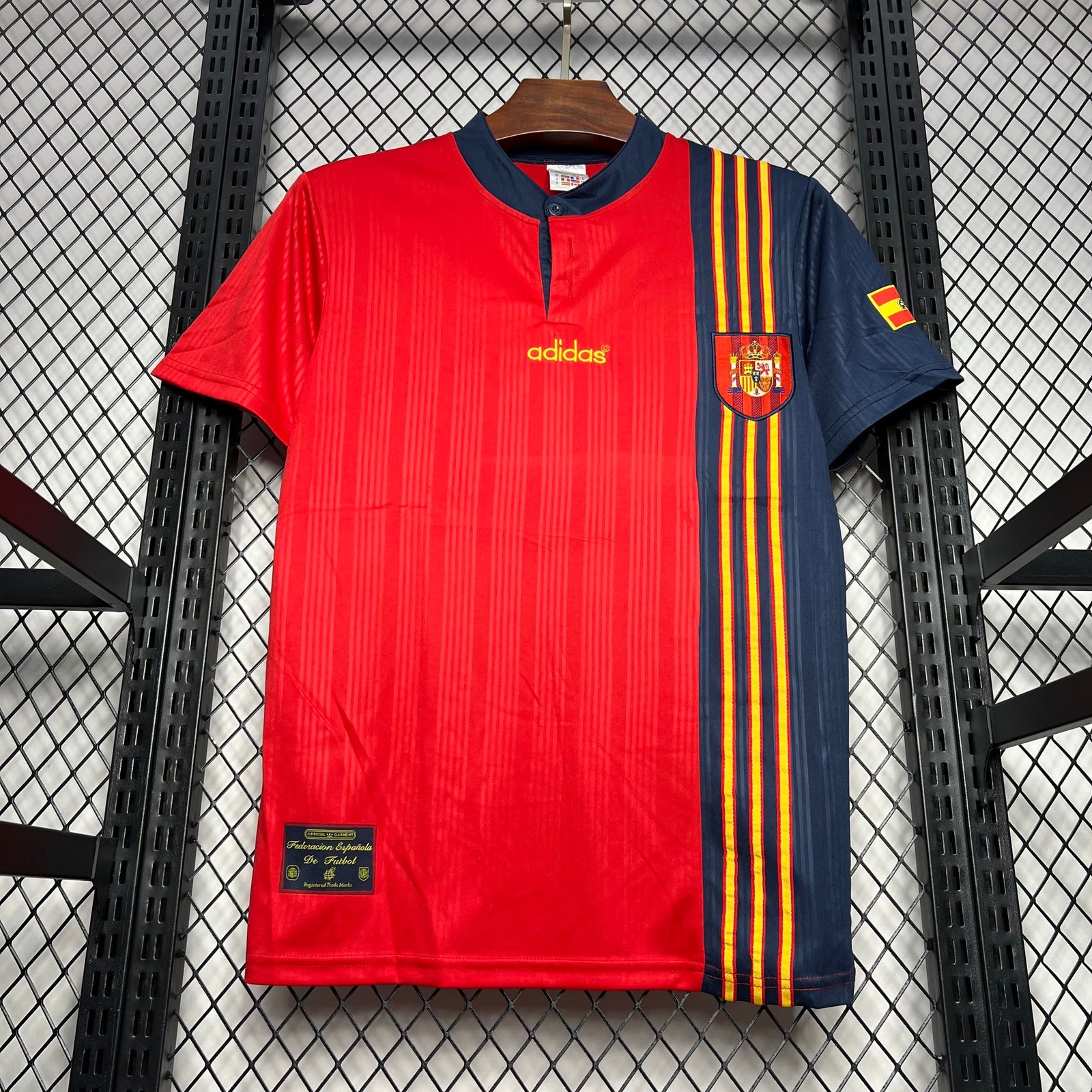 Football Shirt Spain Home 96-97 Retro front