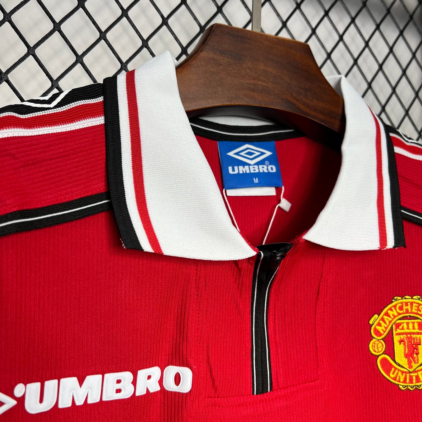 Football Shirt Manchester United Home 98-99 Retro back