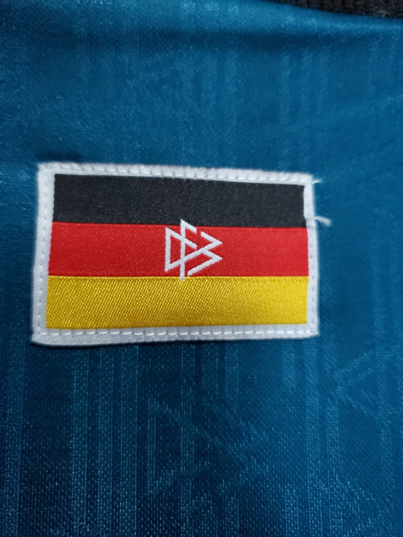 Football Shirt Germany Away 98-99 Retro back