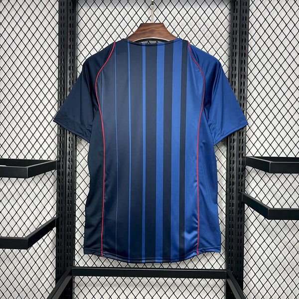 Football Shirt FC Barcelona Away 04-05 back