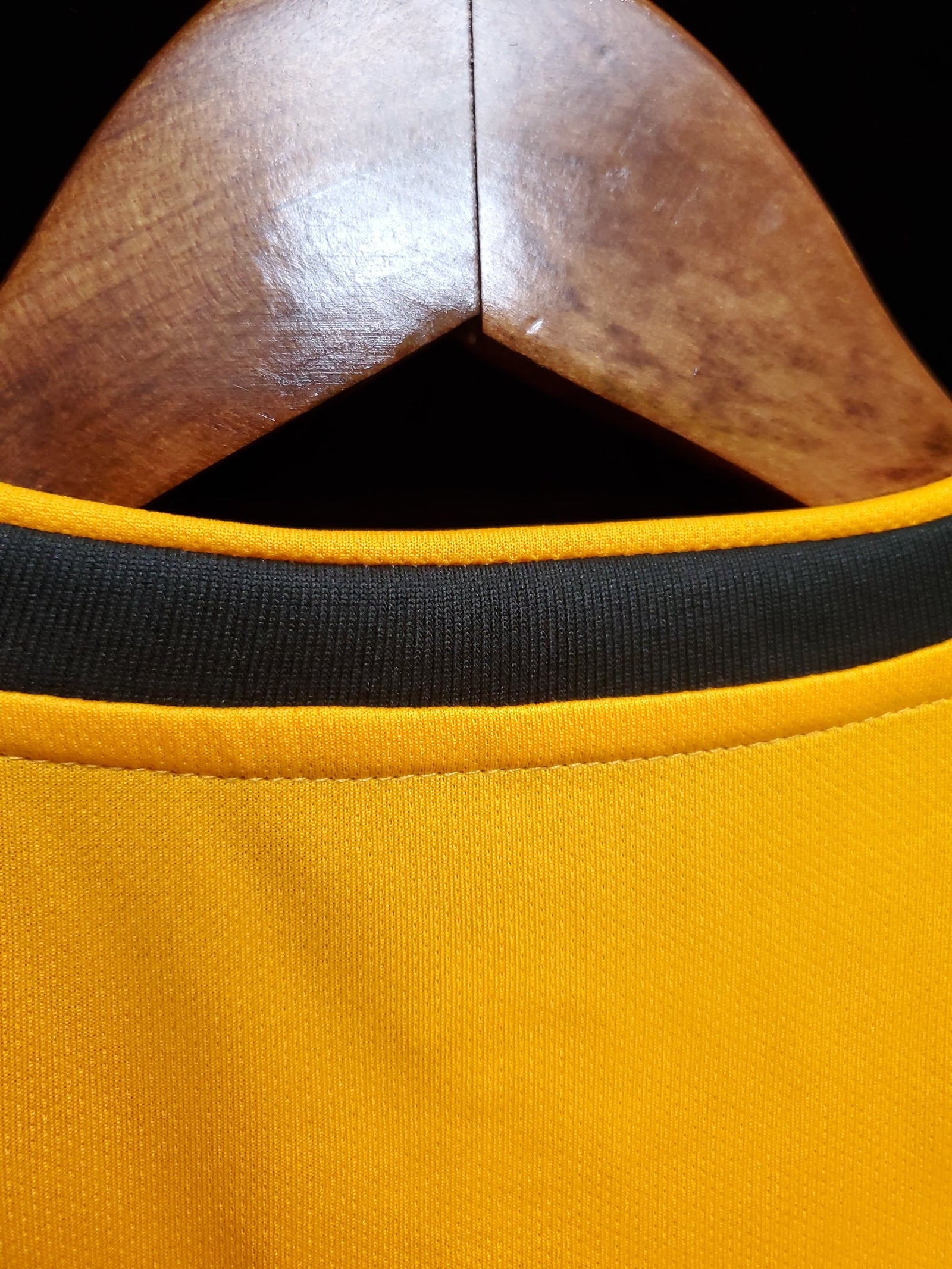 Football Shirt Wolverhampton Wanderers Home 20-21 extra 1