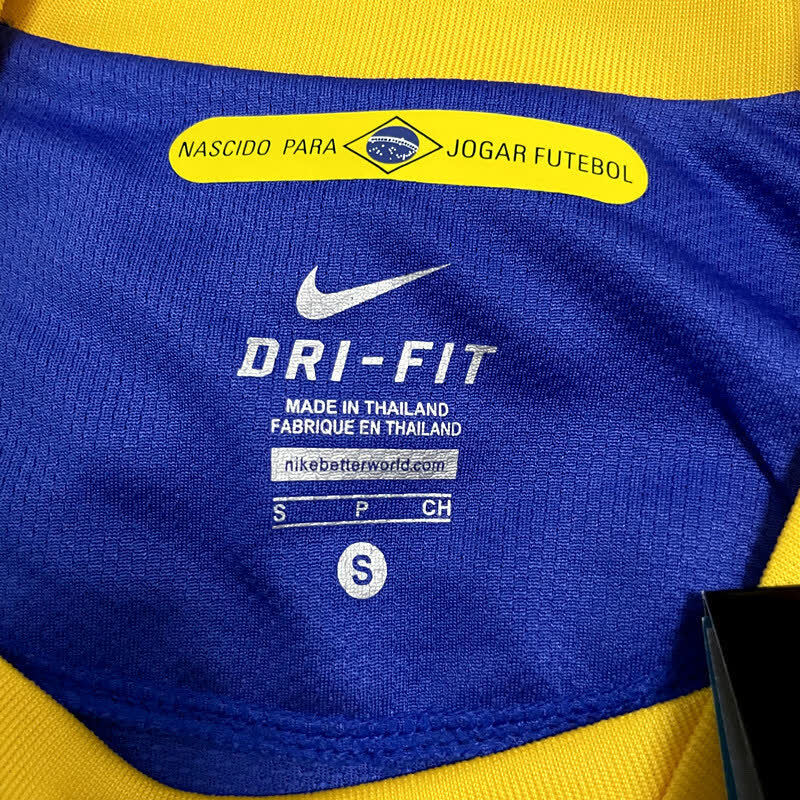 Football Shirt Brazil Away 2010 Retro extra 1