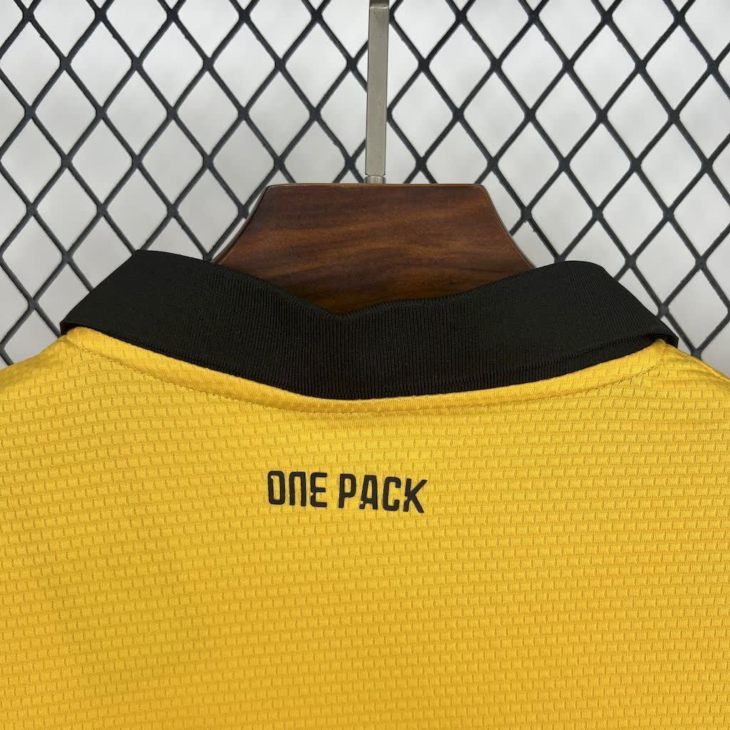 Football Shirt Wolves Home 25-26 extra 1