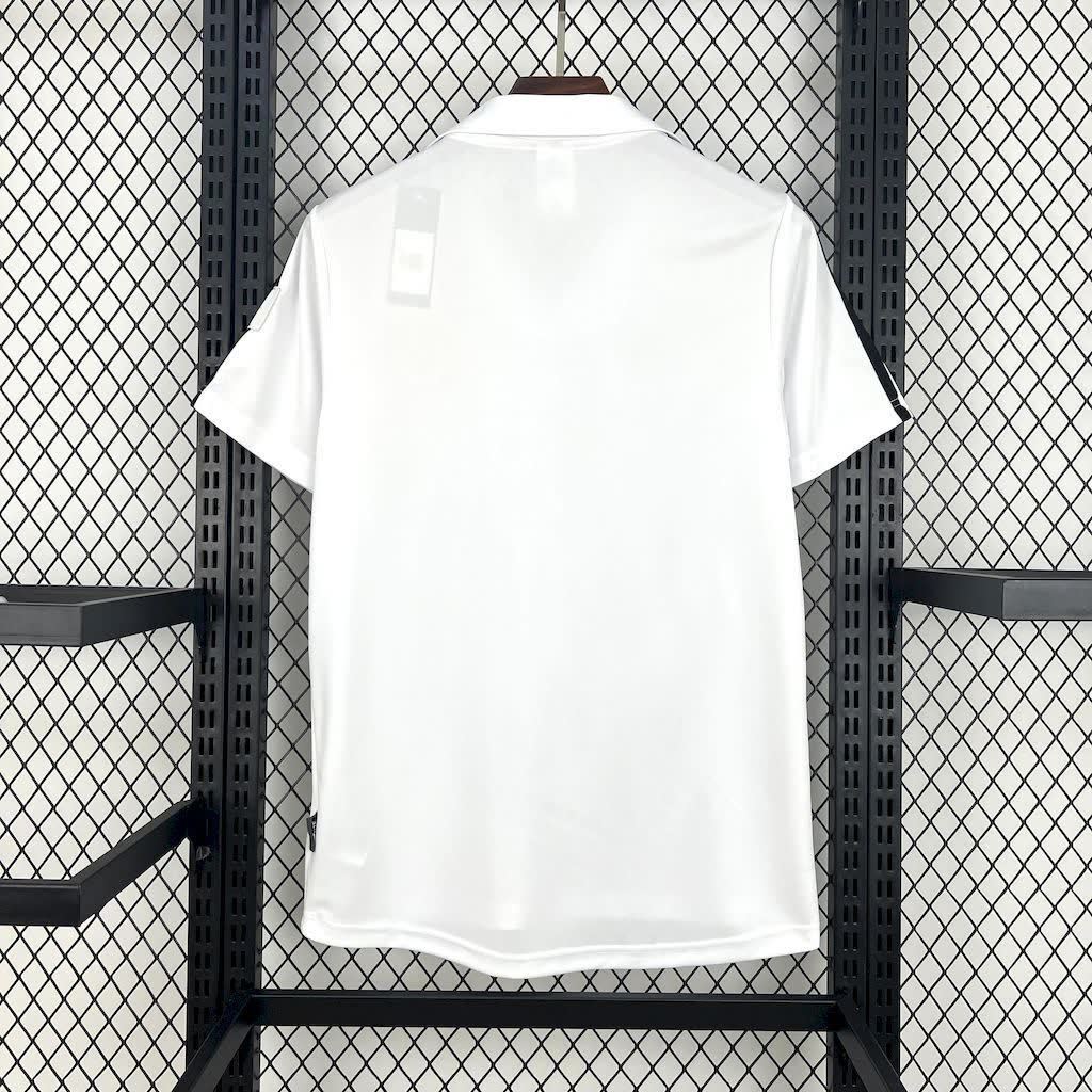 Football Shirt Real Madrid Home 01-02 Retro back