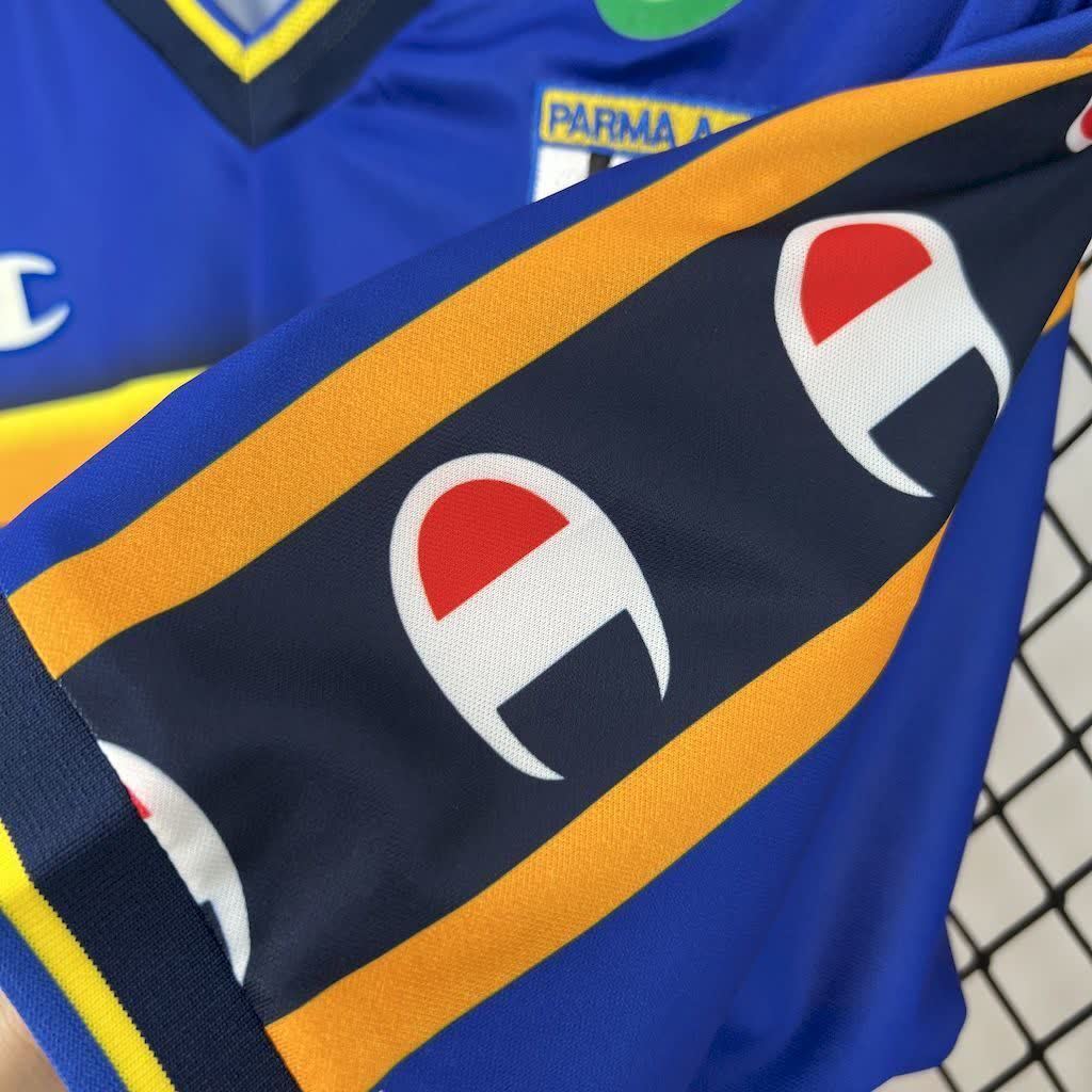 Football Shirt Parma Calcio Home 02-03 Retro extra 1