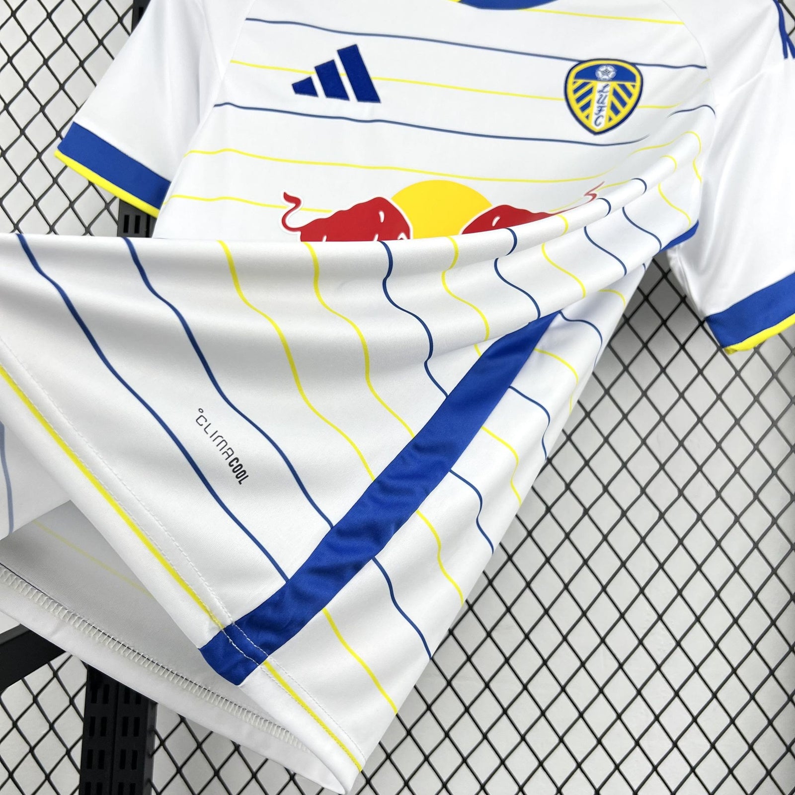 Football Shirt Leeds United Home 26-27 extra 1