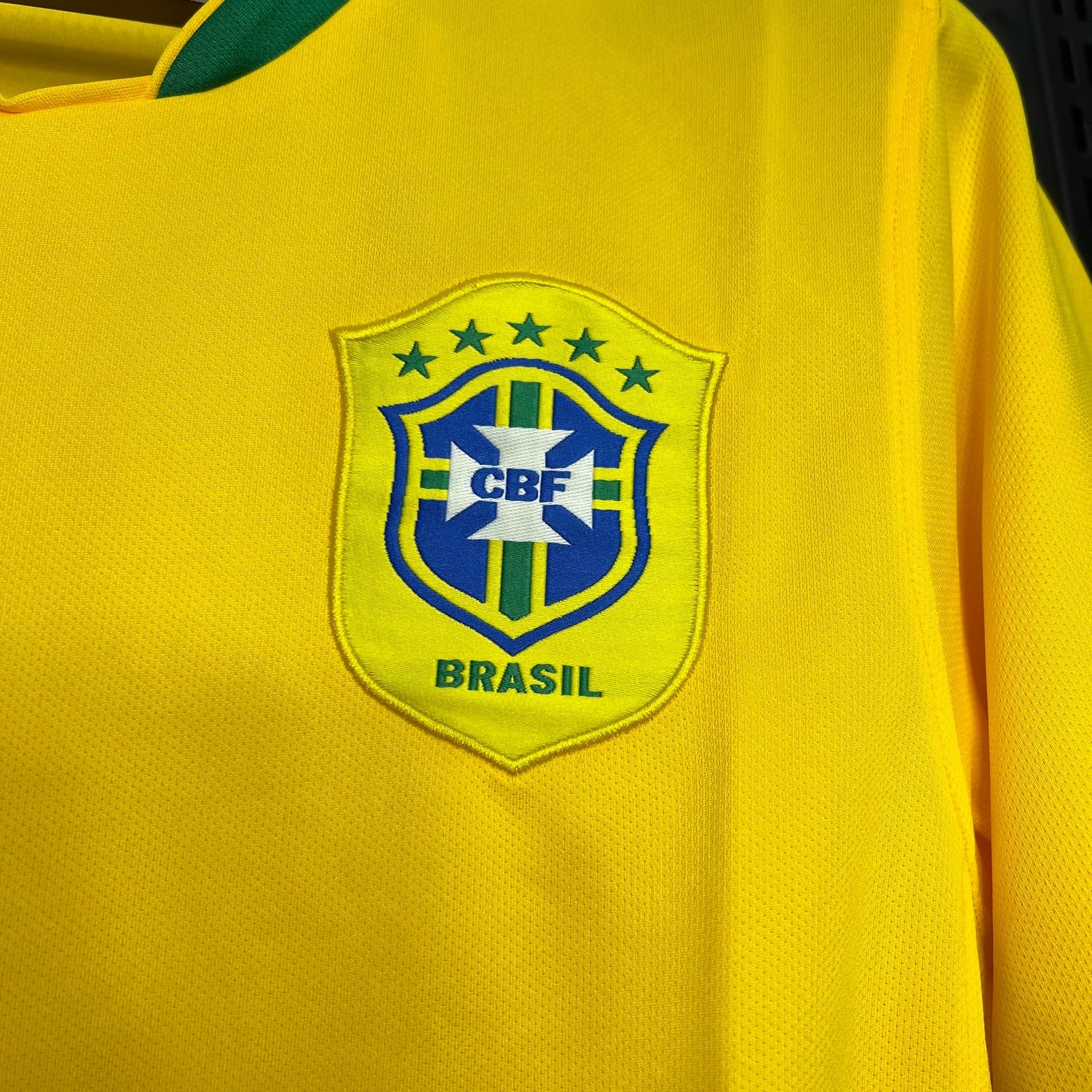 Football Shirt Brazil Home 06-07 Retro extra 1